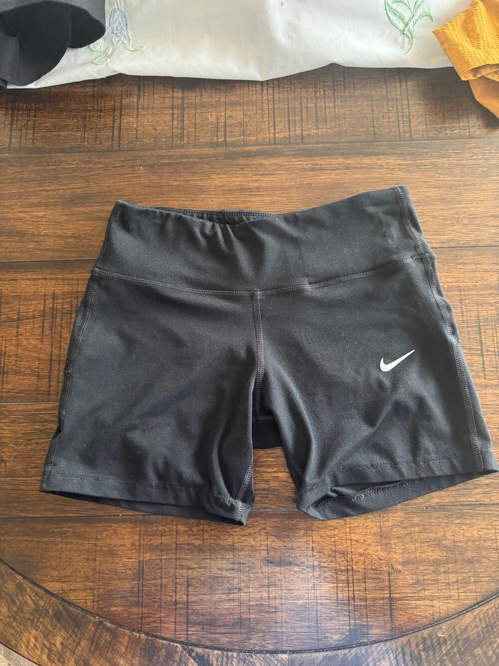 Nike Women’s Black Compression Shorts Size Small
